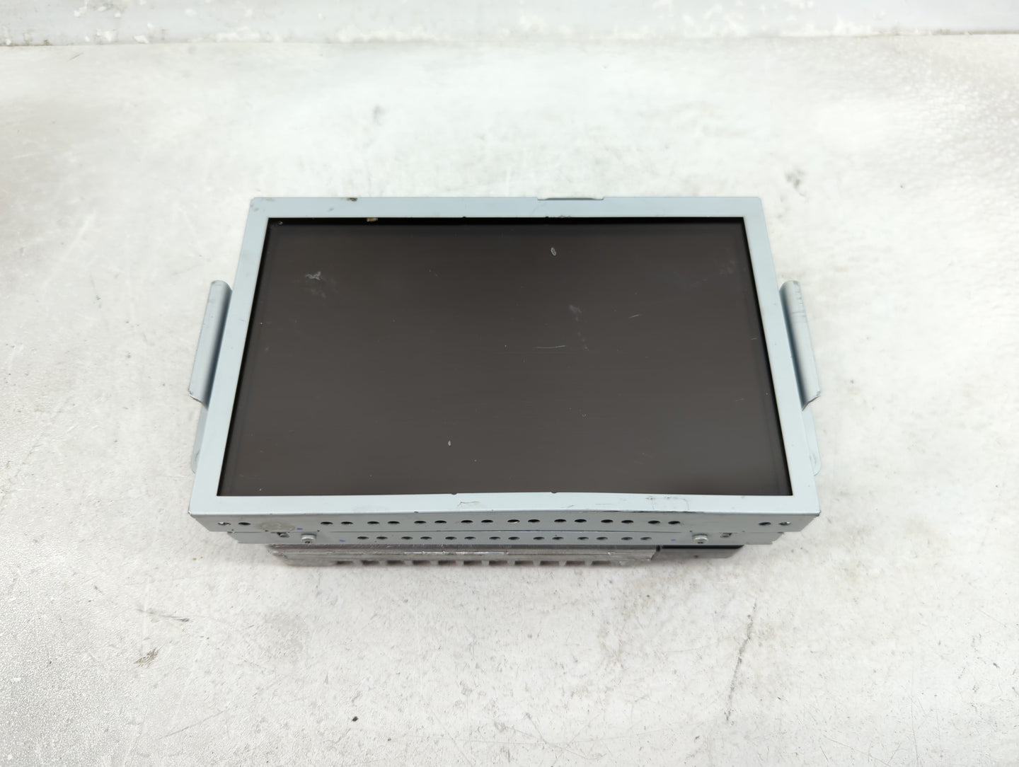 2015-2016 Ford Explorer Information Display Screen - Oemusedautoparts1.com