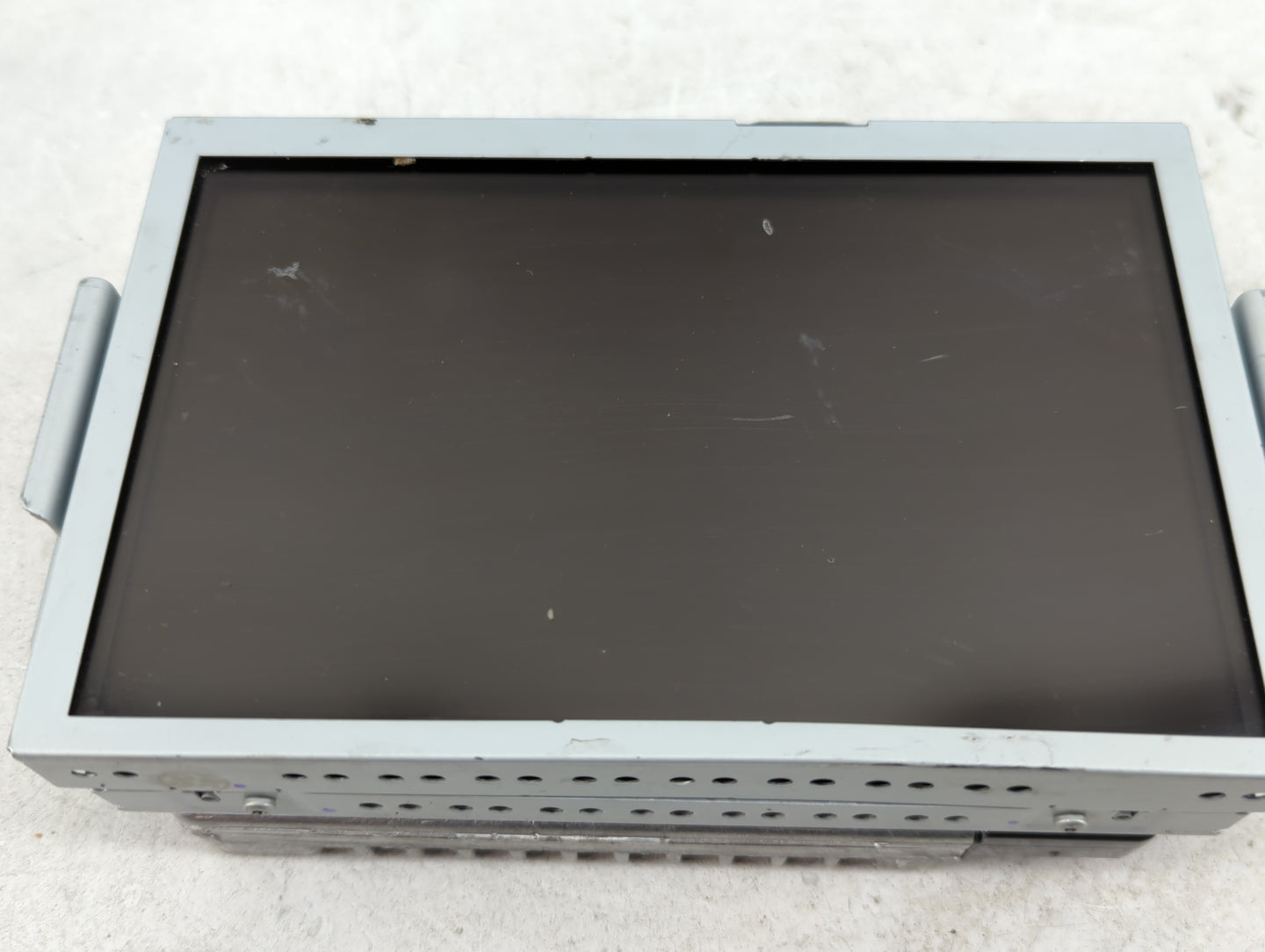 2015-2016 Ford Explorer Information Display Screen - Oemusedautoparts1.com