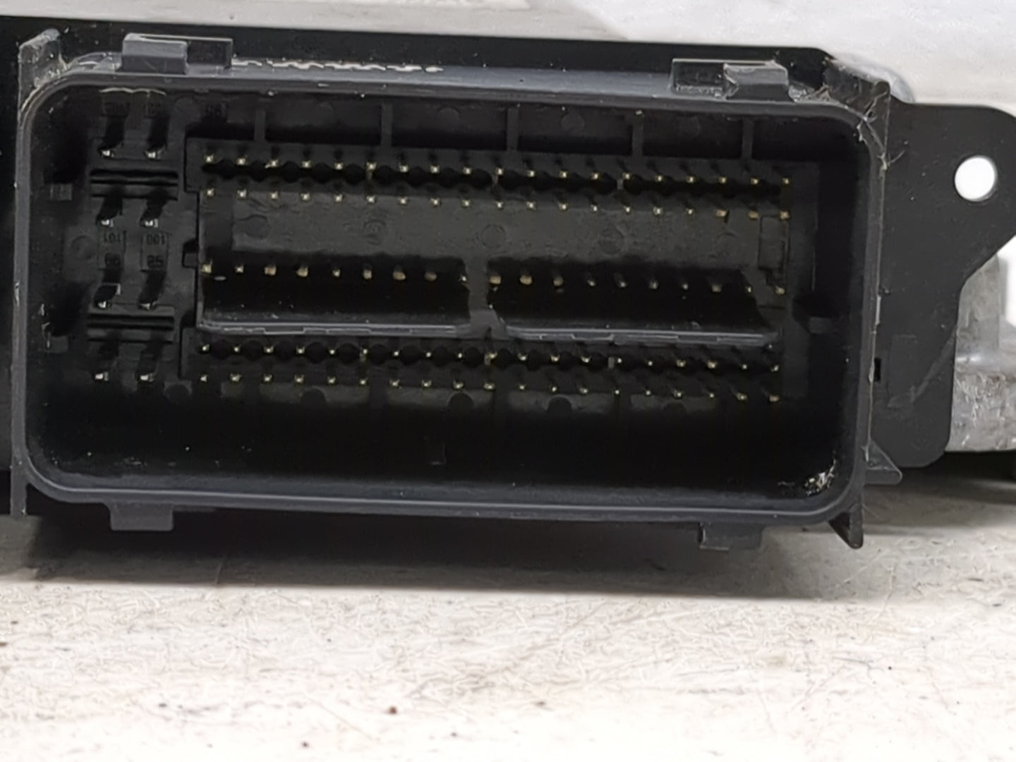 2016-2019 Ford Explorer PCM Engine Control Computer ECU ECM PCU OEM P/N:FB5A-12B684-CA GB5A-12A650-YA Fits OEM Used Auto Par