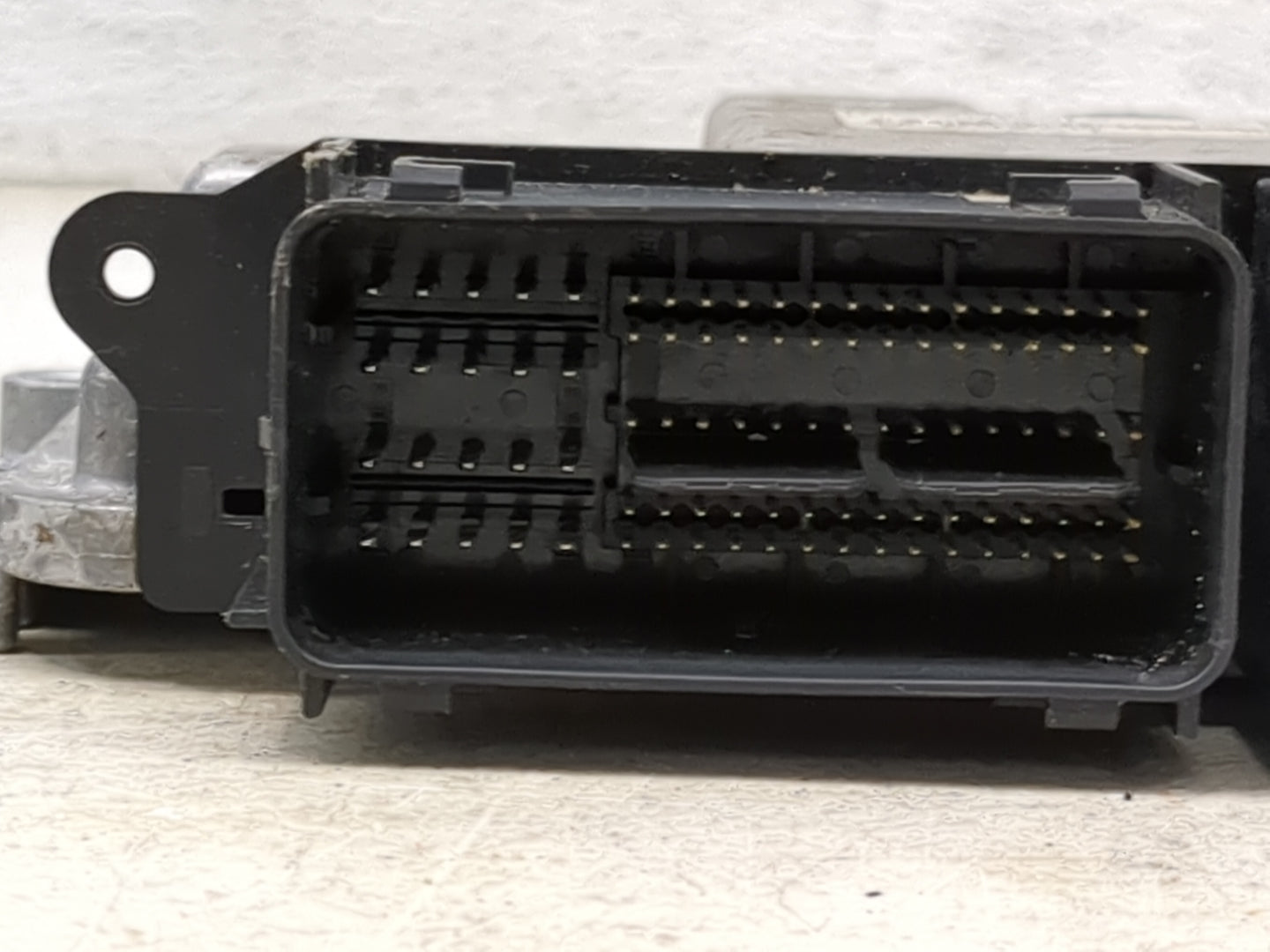 2016-2019 Ford Explorer PCM Engine Control Computer ECU ECM PCU OEM P/N:FB5A-12B684-CA GB5A-12A650-YA Fits OEM Used Auto Par