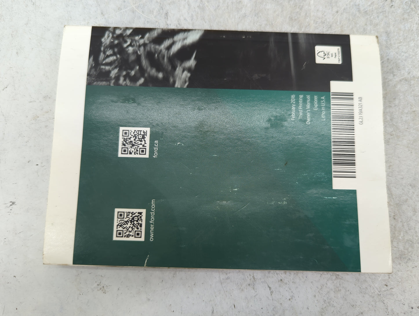 2016 Ford Explorer Owners Manual Book Guide P/N:GL2J19A321AB OEM Used Auto Parts - Oemusedautoparts1.com