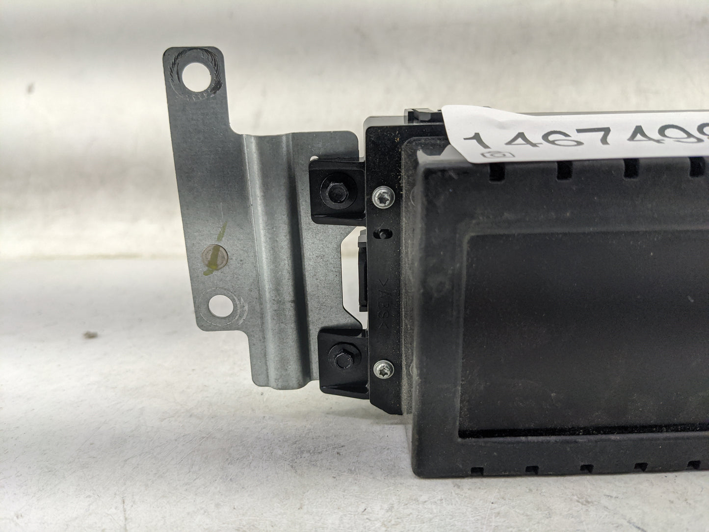2014-2019 Ford Explorer Information Display Screen 1467498 - Oemusedautoparts1.com