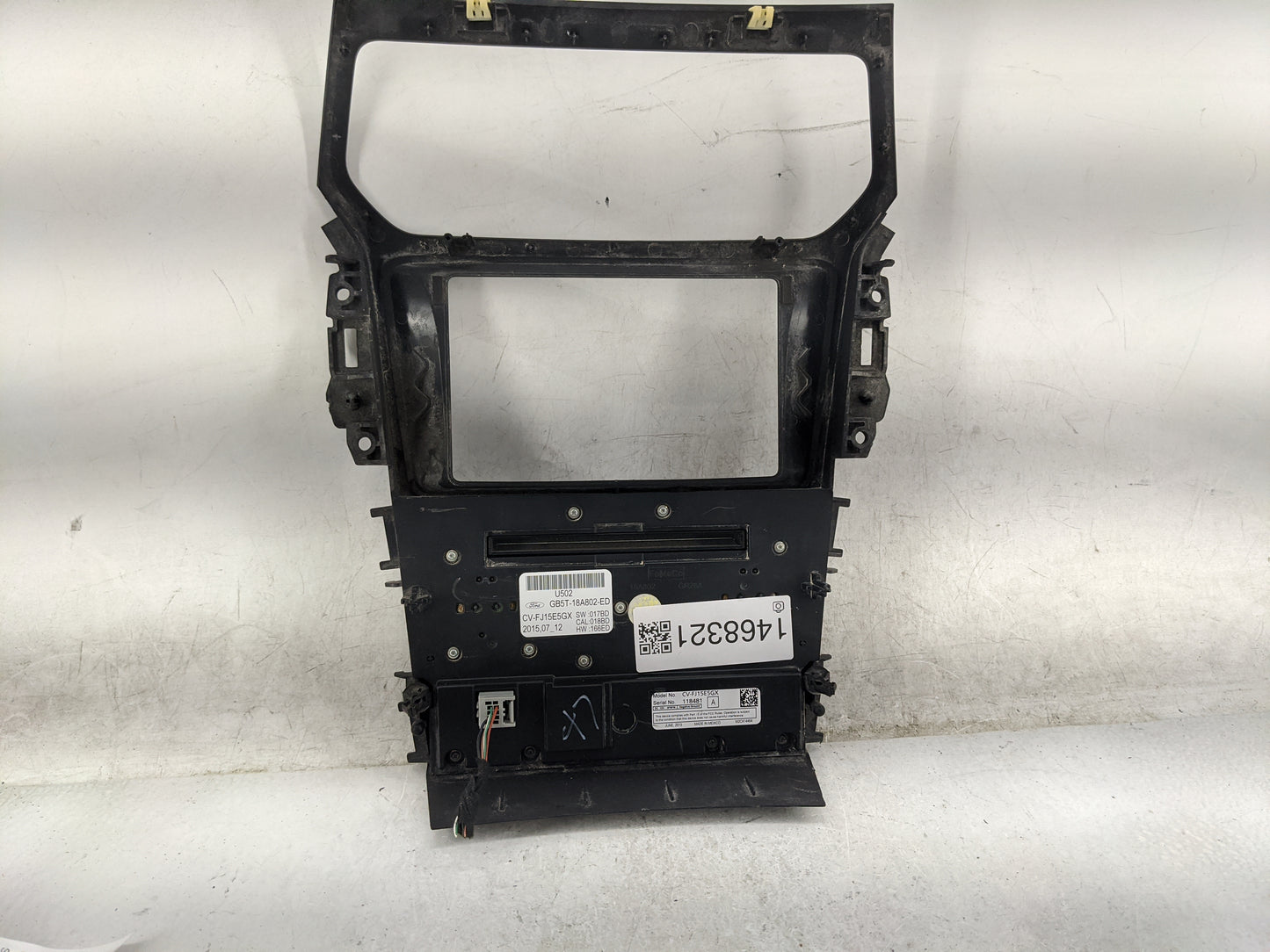 2016-2017 Ford Explorer Radio Control Panel 1468321 - Oemusedautoparts1.com