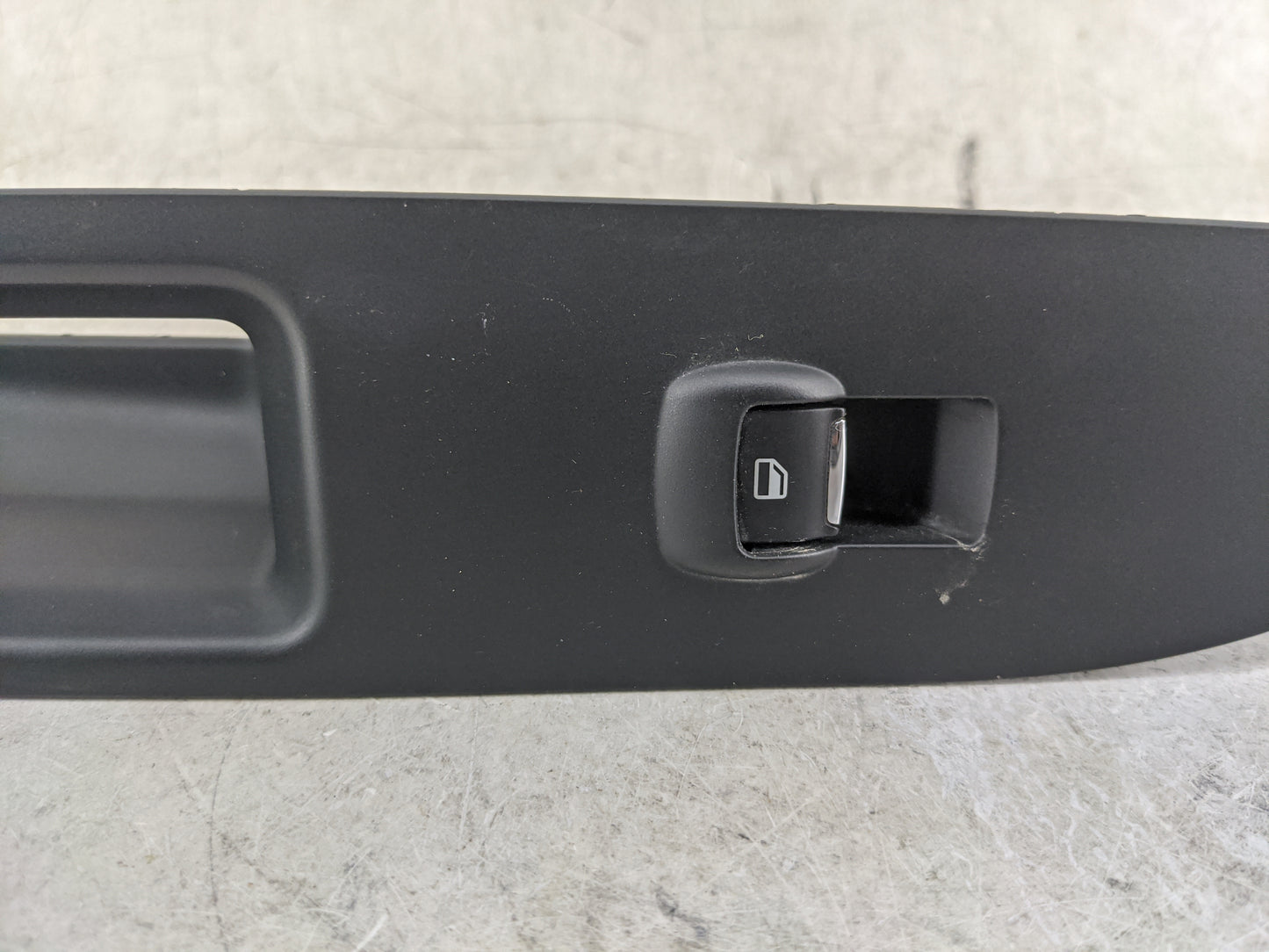 2016 Ford Explorer Passenger Right Power Window Switch Gb5t-14529-baw - Oemusedautoparts1.com