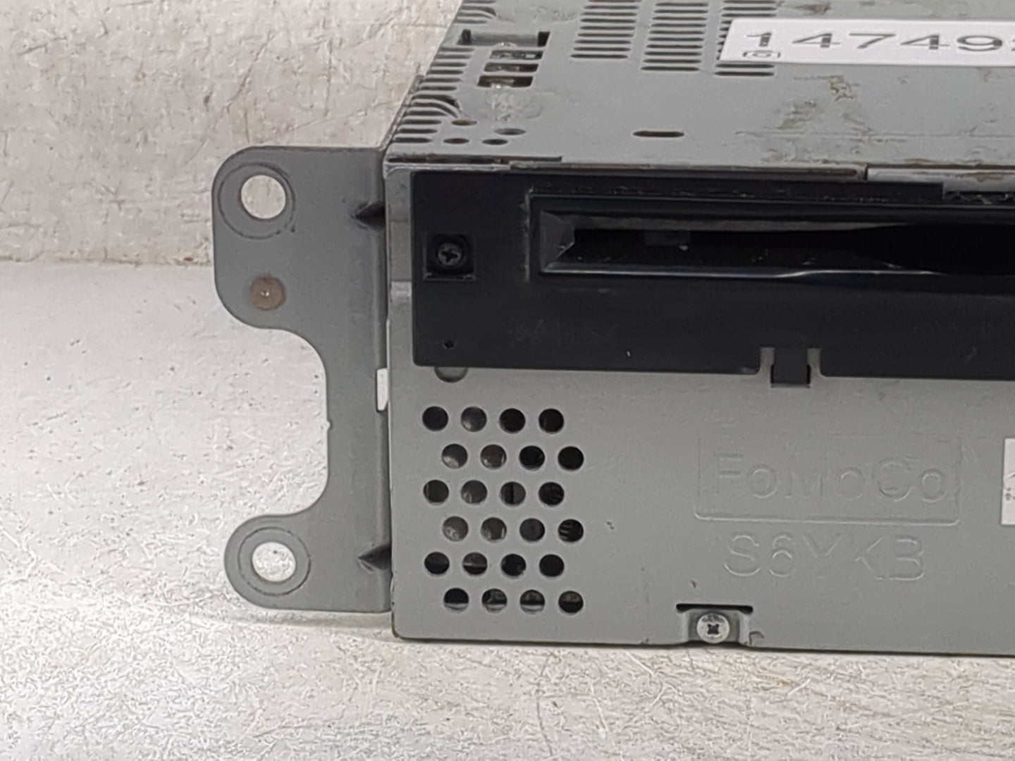 2016-2017 Ford Explorer Radio AM FM Cd Player Receiver Replacement P/N:PU-3922L-A GB5T-19C107-BF Fits Fits 2016 2017 OEM Use