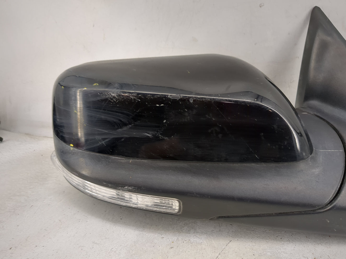 2016 Ford Explorer Passenger Side View Mirror - Right Door Mirror OEM Used - Oemusedautoparts1.com