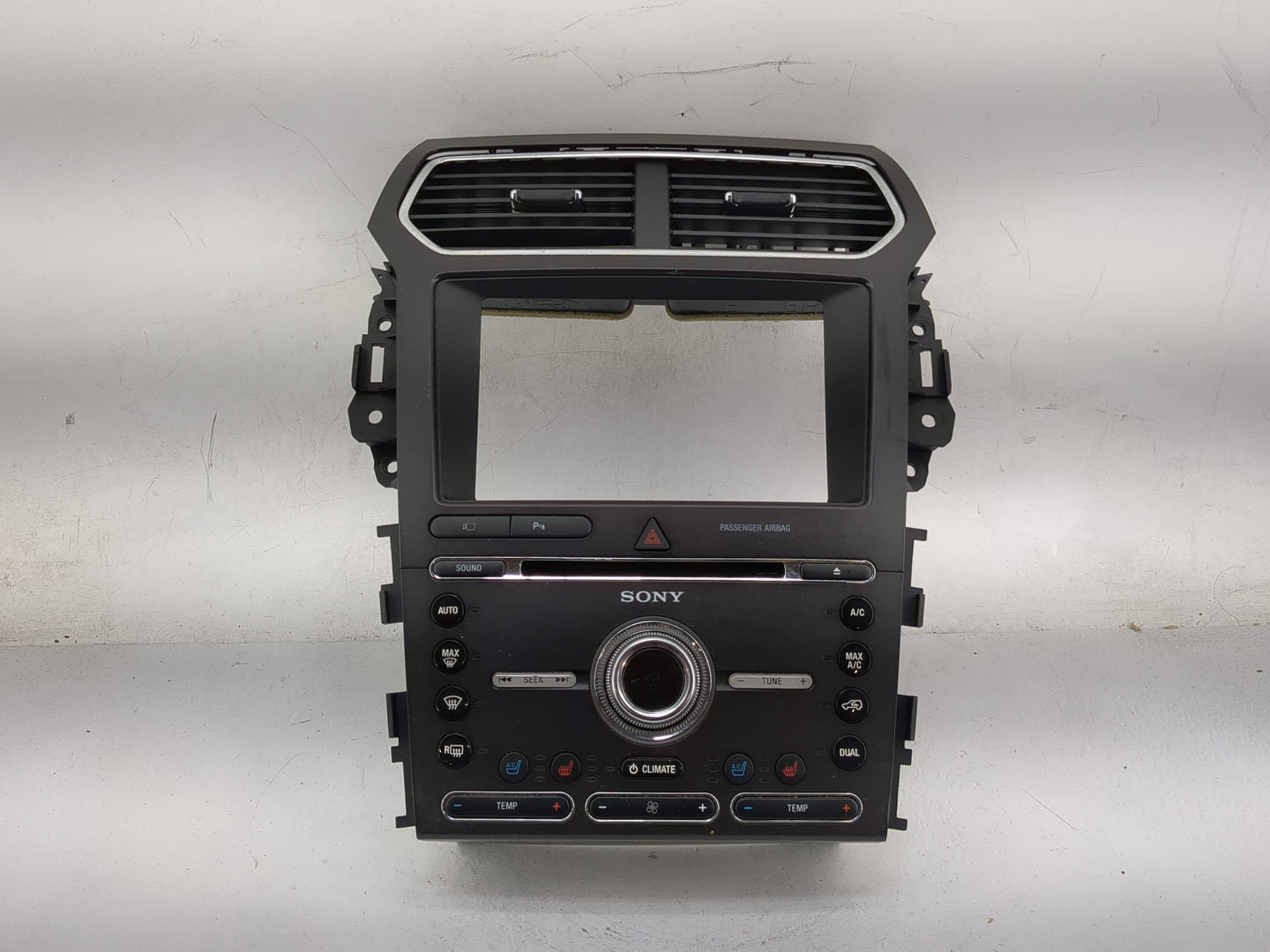 2016-2016 Ford Explorer Radio Control Panel 1481665 - Oemusedautoparts1.com