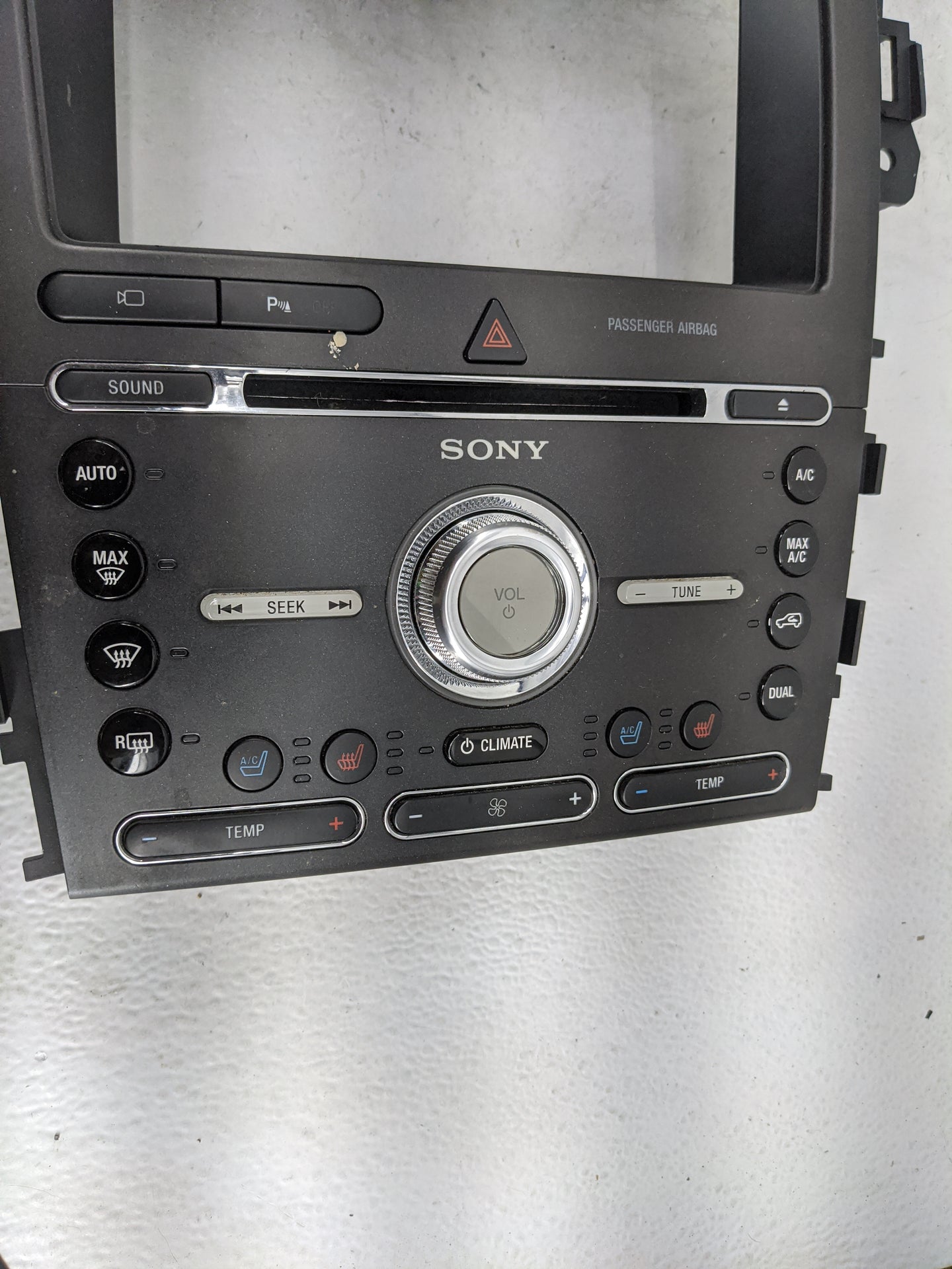 2016-2016 Ford Explorer Radio Control Panel 1483035 - Oemusedautoparts1.com