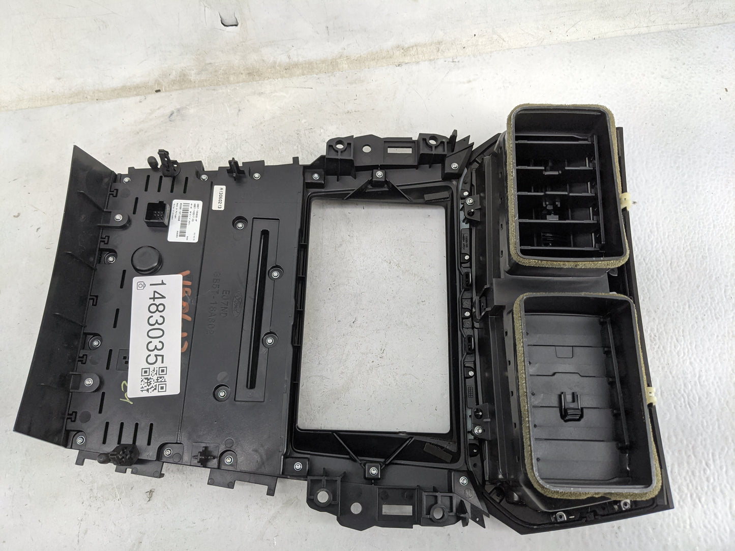 2016-2016 Ford Explorer Radio Control Panel 1483035 - Oemusedautoparts1.com