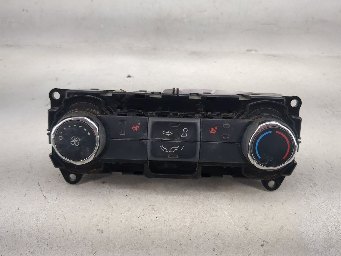 2016 Ford Explorer Climate Control Module Temperature AC/Heater Replacement P/N:GB5T-19980-CD Fits OEM Used Auto Parts - Oem