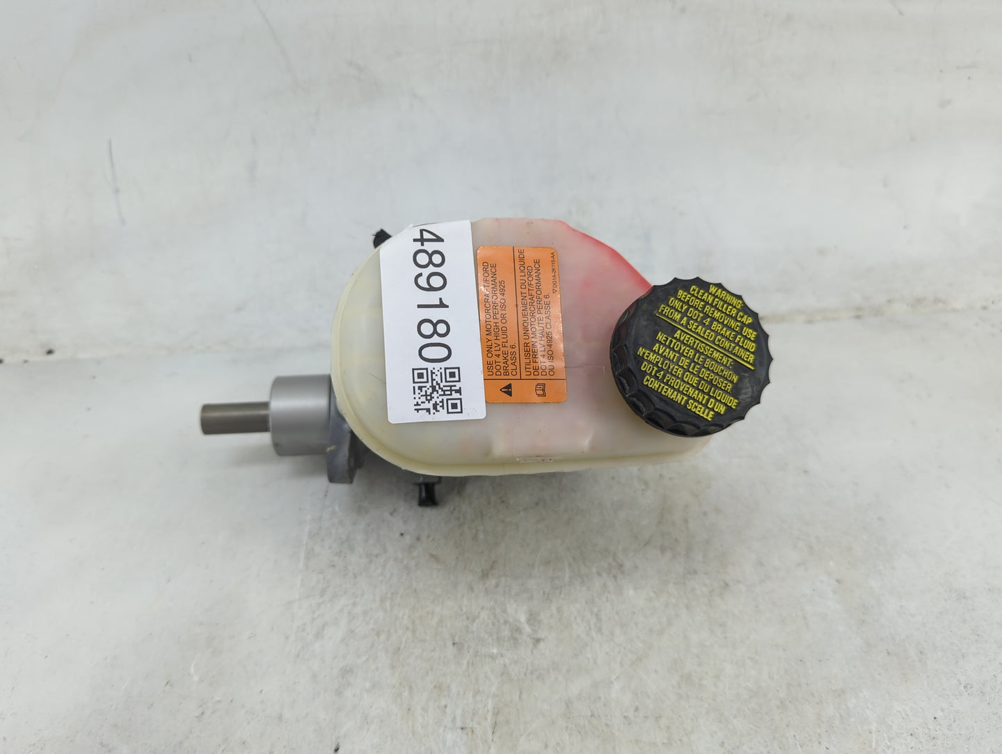 Ford Explorer Brake Master Cylinder 1489180 - Oemusedautoparts1.com