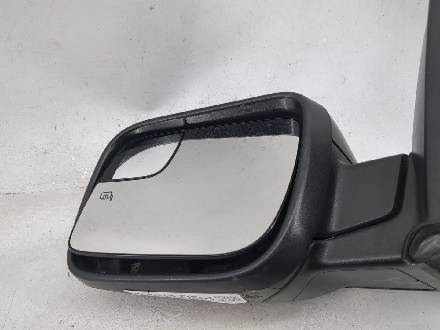 2016 Ford Explorer Driver Side View Mirror - Left Door Mirror OEM Used - Oemusedautoparts1.com