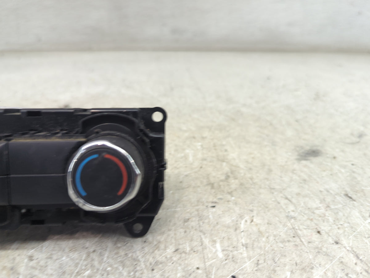 2016 Ford Explorer Climate Control Module Temperature AC/Heater Replacement P/N:GB5T-19980-BD Fits OEM Used Auto Parts - Oem