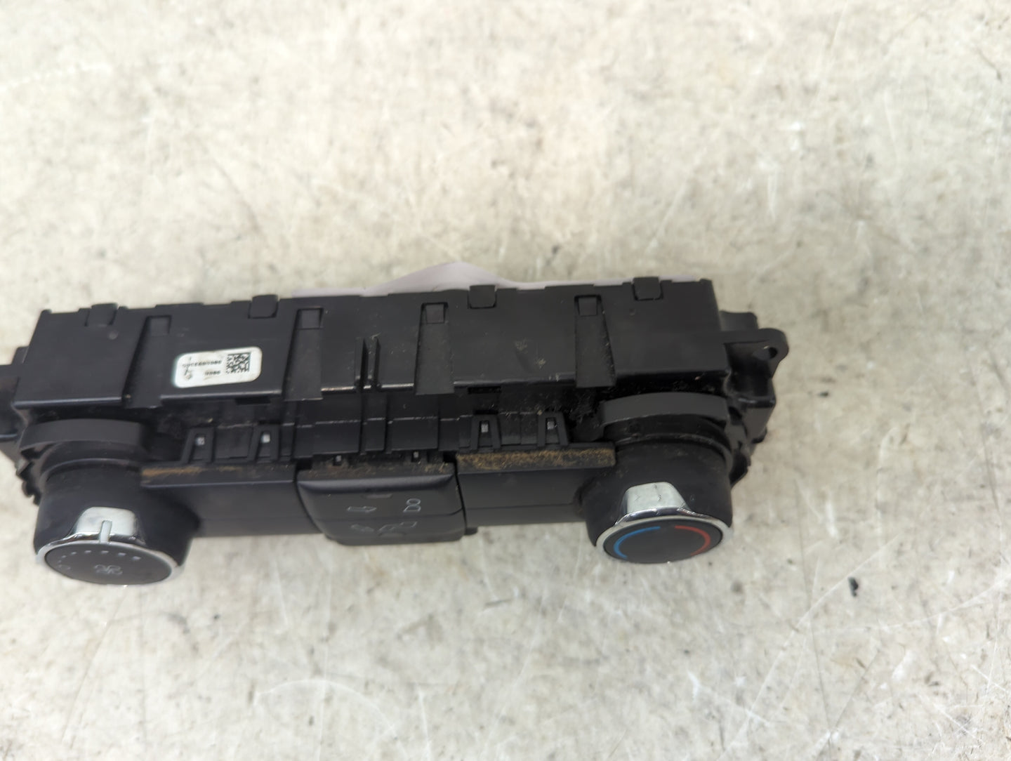 2016 Ford Explorer Climate Control Module Temperature AC/Heater Replacement P/N:GB5T-19980-BD Fits OEM Used Auto Parts - Oem