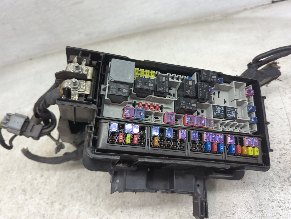 2016 Ford Explorer Fusebox Fuse Box Panel Relay Module P/N:BT2T-14B192-AB Fits OEM Used Auto Parts - Oemusedautoparts1.com