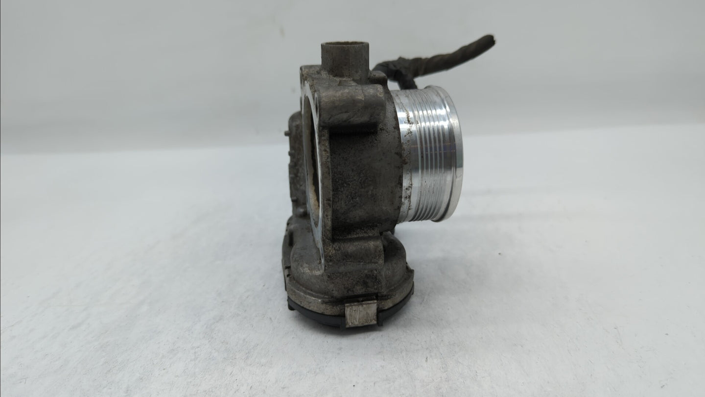 2016-2019 Ford Explorer Throttle Body P/N:DS7E-9F991-BB Fits Fits 2014 2015 2016 2017 2018 2019 OEM Used Auto Parts - Oemuse