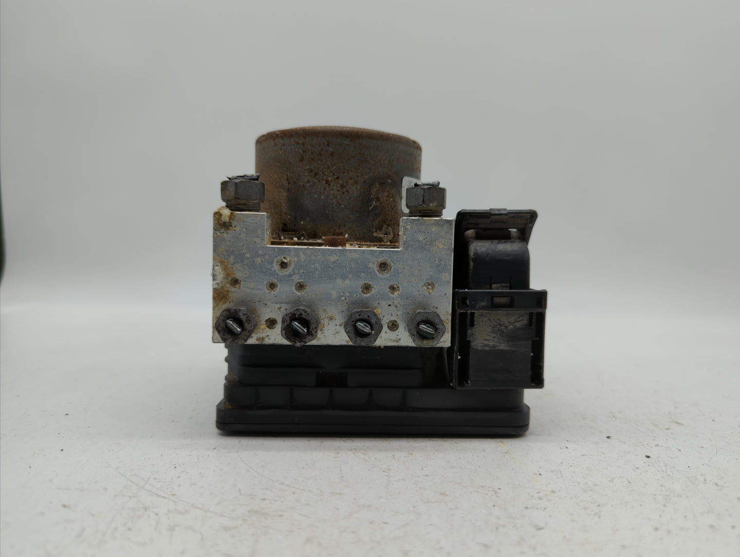 2016-2019 Ford Explorer ABS Pump Control Module Replacement P/N:FB53-2C405-AE HB53-2C405-AB Fits Fits 2016 2017 2018 2019 OE