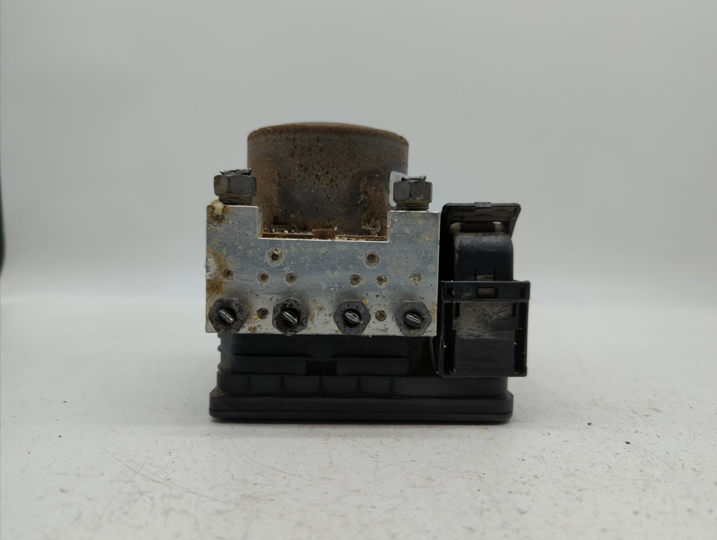 2016-2019 Ford Explorer ABS Pump Control Module Replacement P/N:FB53-2C405-AE HB53-2C405-AB Fits Fits 2016 2017 2018 2019 OE