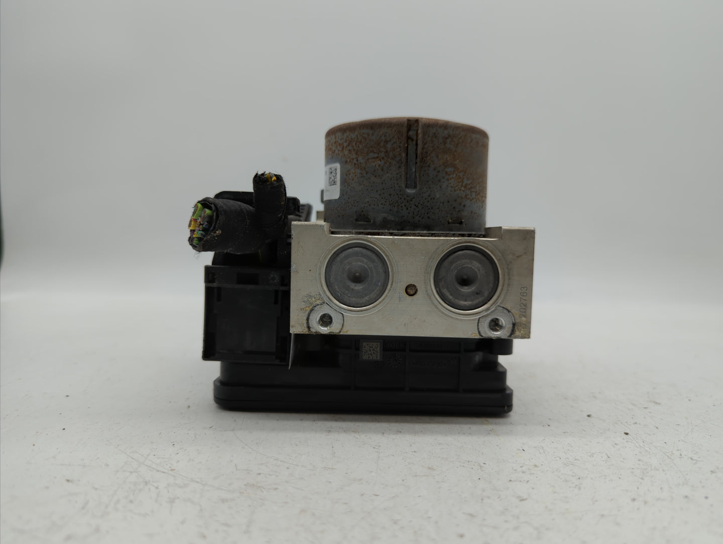 2016-2019 Ford Explorer ABS Pump Control Module Replacement P/N:FB53-2C405-AE HB53-2C405-AB Fits Fits 2016 2017 2018 2019 OE