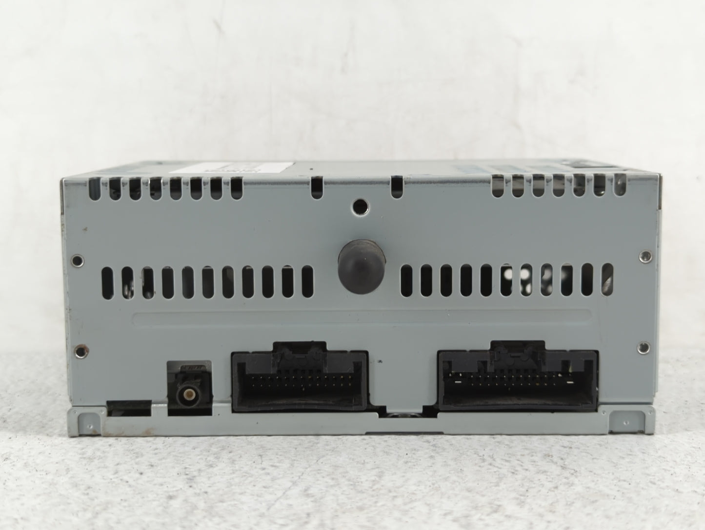 2016-2017 Ford Explorer Am Fm Cd Player Radio Receiver - Oemusedautoparts1.com
