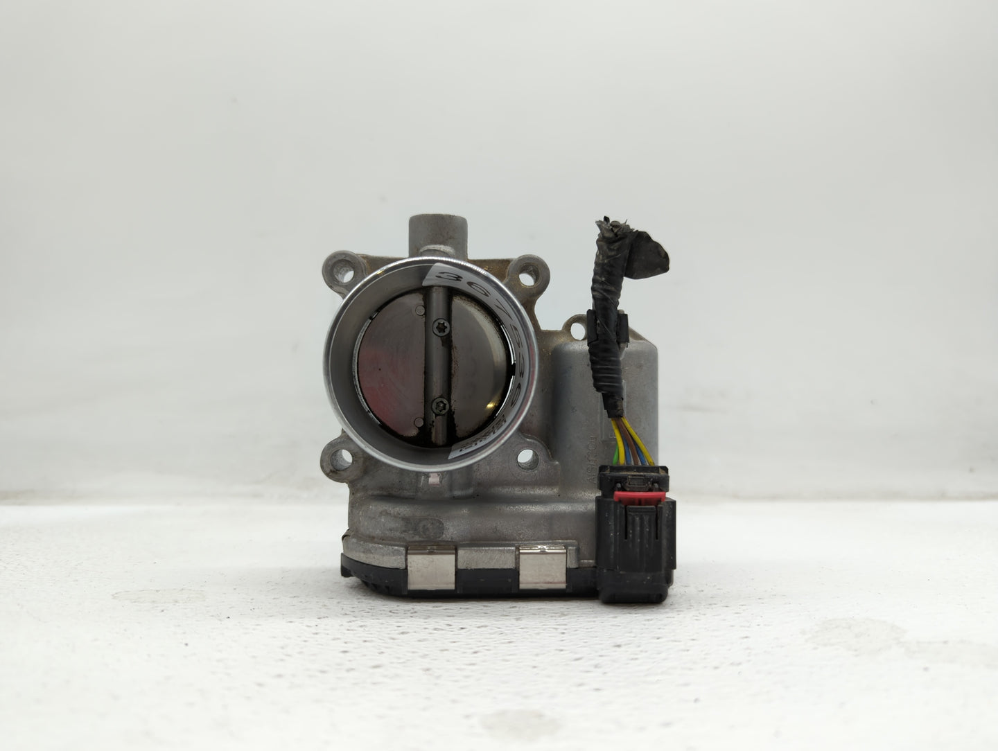 2016-2019 Ford Explorer Throttle Body P/N:0 280 750 566 DS7E-9F991-BB Fits Fits 2014 2015 2016 2017 2018 2019 OEM Used Auto 