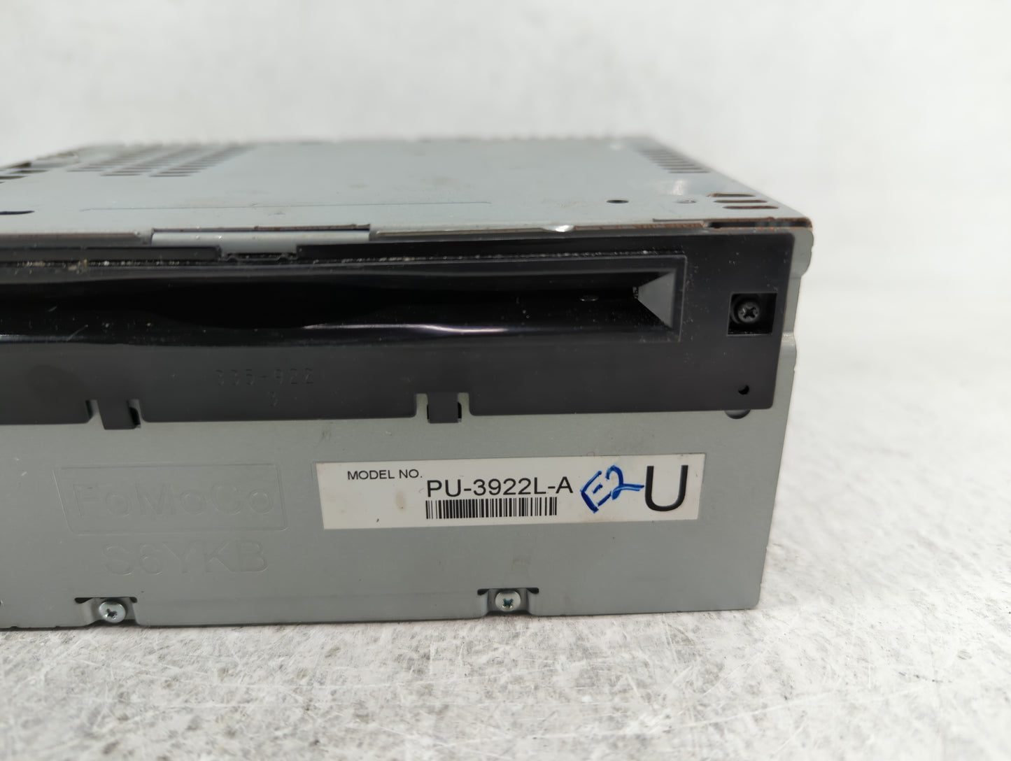 2016-2017 Ford Explorer Am Fm Cd Player Radio Receiver - Oemusedautoparts1.com