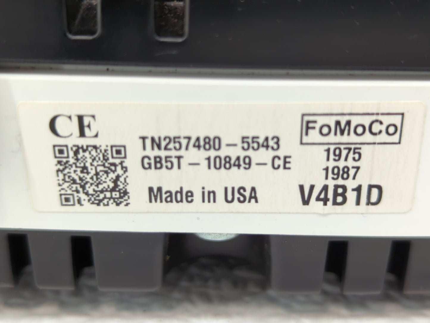 2016 Ford Explorer Instrument Cluster Speedometer Gauges P/N:GB5T-10849-CF GB5T-10849-CE Fits OEM Used Auto Parts - Oemuseda