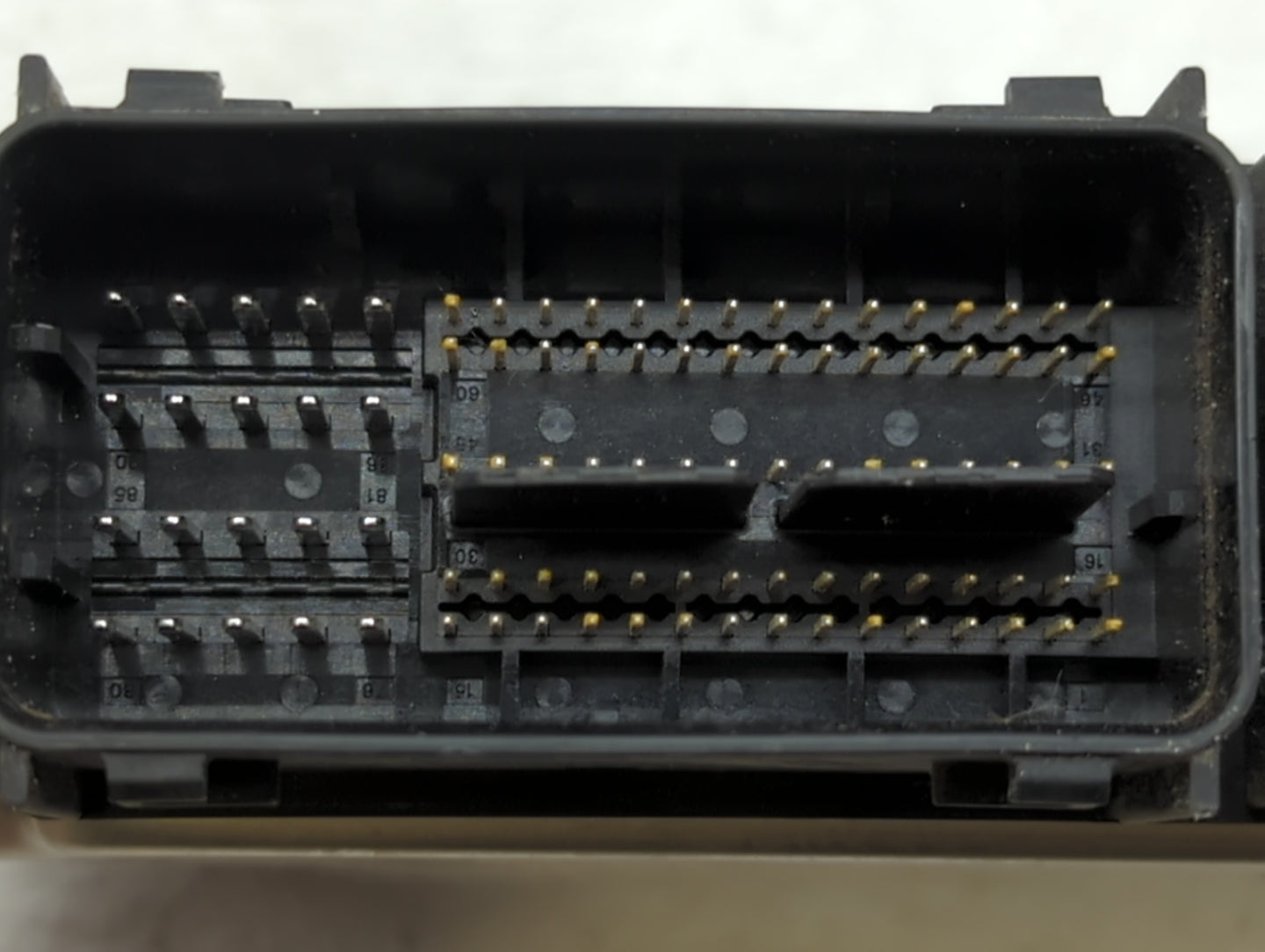 2016-2019 Ford Explorer PCM Engine Control Computer ECU ECM PCU OEM P/N:F2GA-12A650-BRB F2GA-12A650-BPC Fits OEM Used Auto P