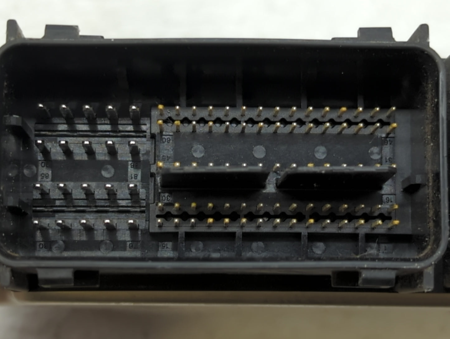 2016-2019 Ford Explorer PCM Engine Control Computer ECU ECM PCU OEM P/N:F2GA-12A650-BRB F2GA-12A650-BPC Fits OEM Used Auto P