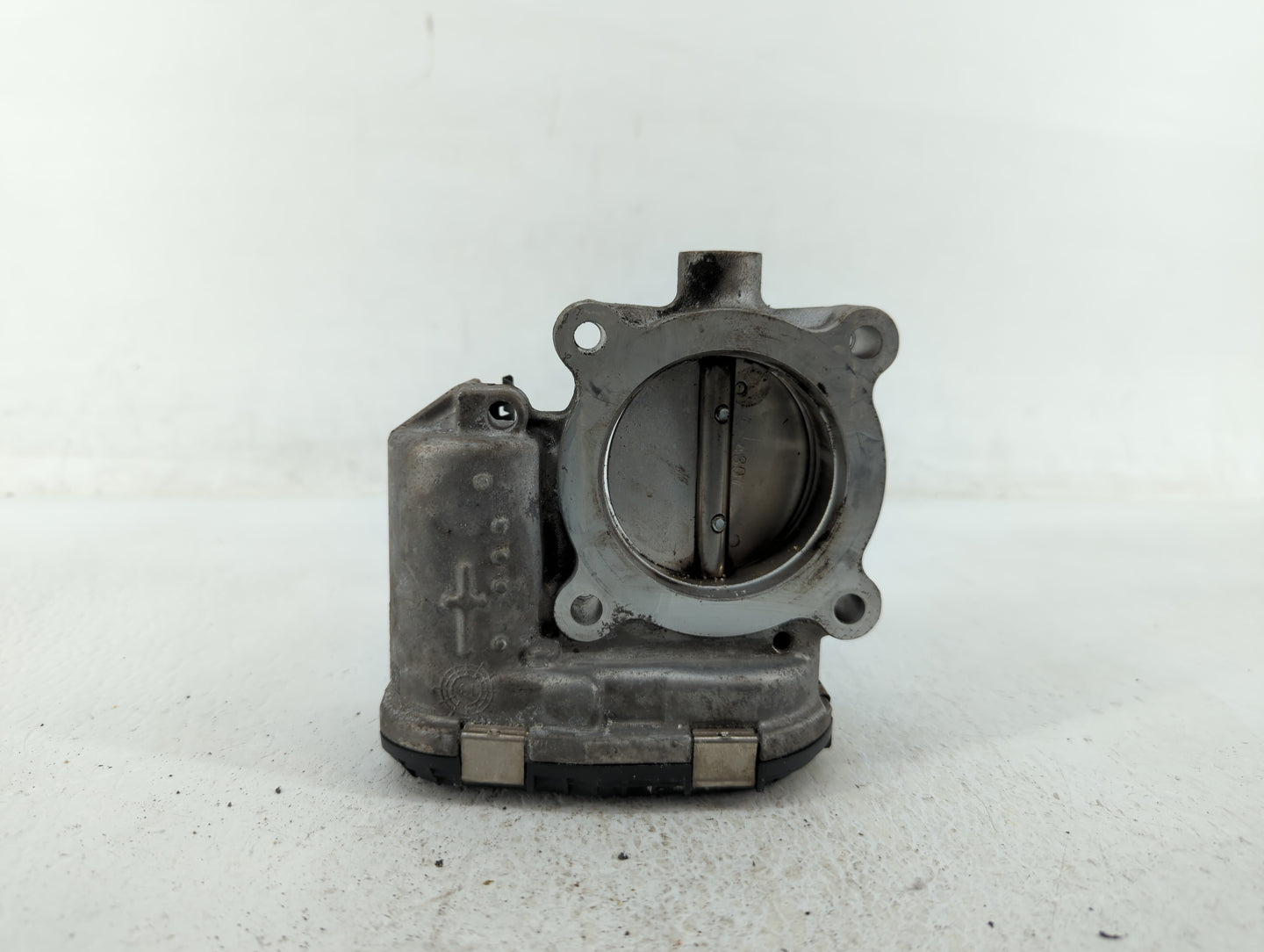 2016-2019 Ford Explorer Throttle Body P/N:DS7E-9F991-BD DS7E-9F991-BB Fits Fits 2014 2015 2016 2017 2018 2019 2020 2021 2022