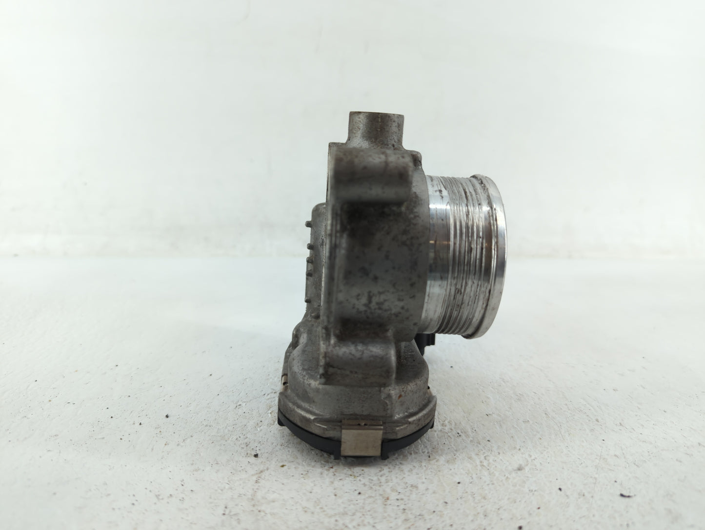 2016-2019 Ford Explorer Throttle Body P/N:DS7E-9F991-BD DS7E-9F991-BB Fits Fits 2014 2015 2016 2017 2018 2019 2020 2021 2022