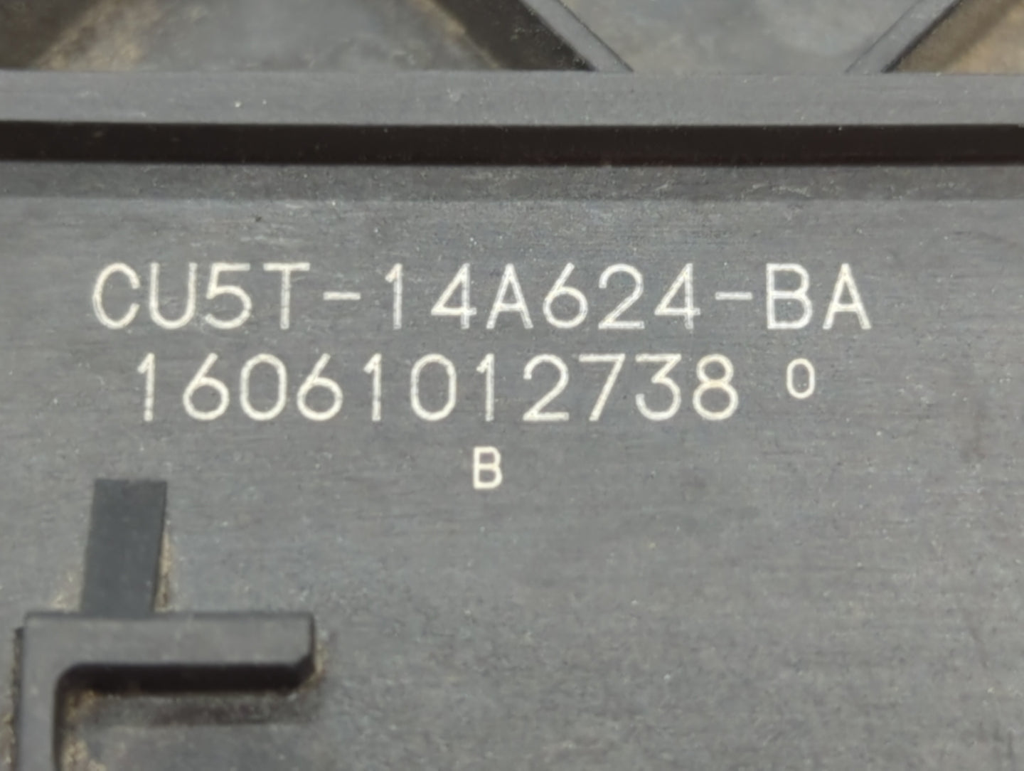 2016-2019 Ford Explorer PCM Engine Control Computer ECU ECM PCU OEM P/N:CU5T-14A624-BA Fits Fits 2015 2016 2017 2018 2019 OE