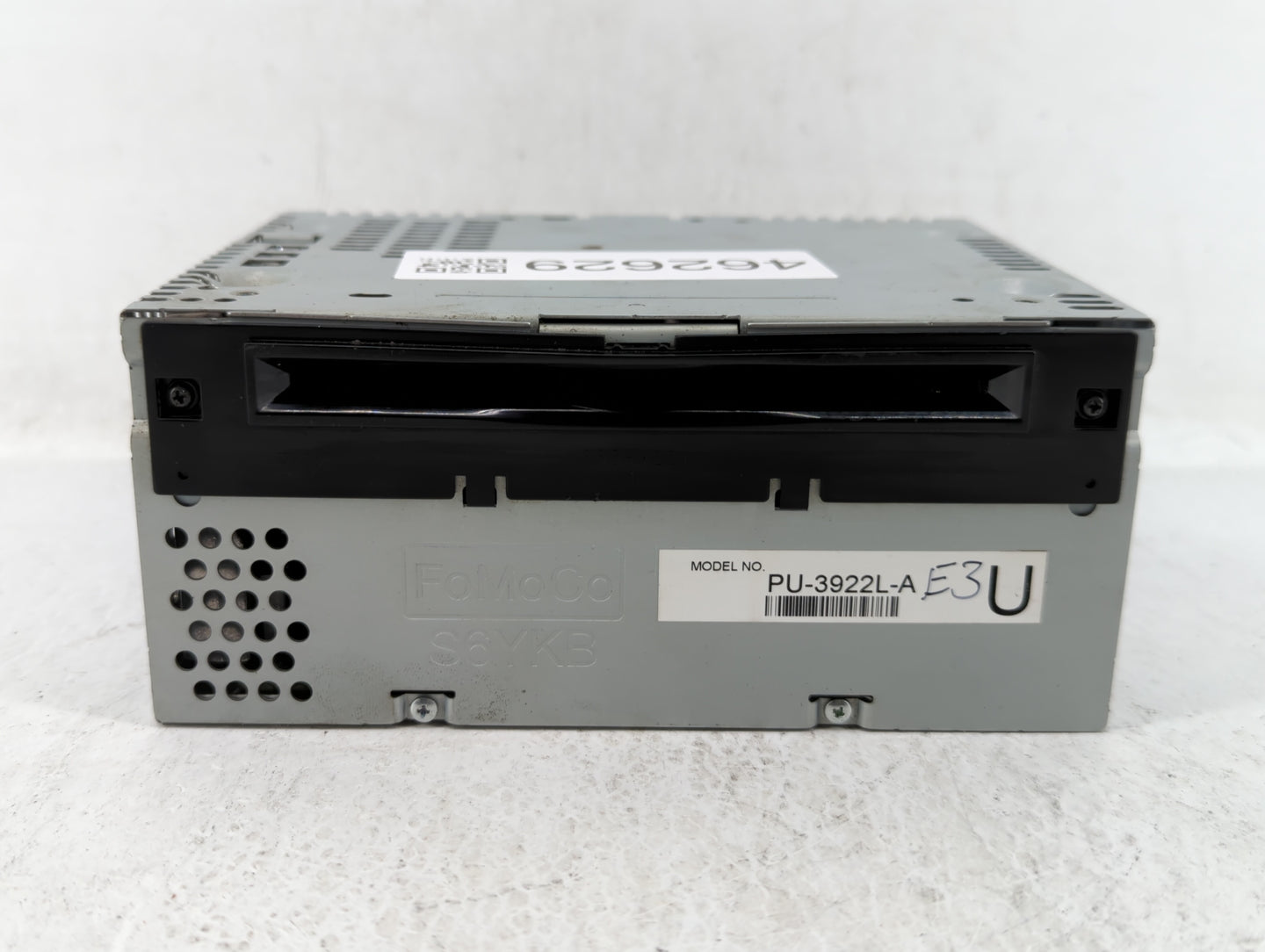 2016-2017 Ford Explorer Am Fm Cd Player Radio Receiver - Oemusedautoparts1.com
