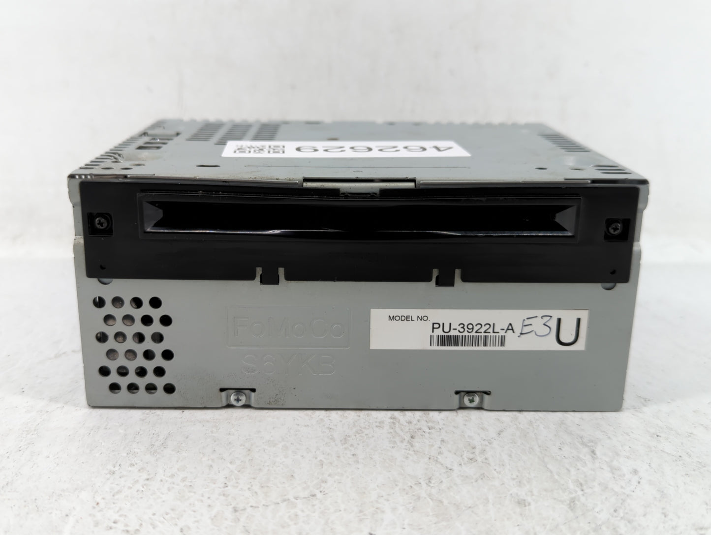 2016-2017 Ford Explorer Am Fm Cd Player Radio Receiver - Oemusedautoparts1.com