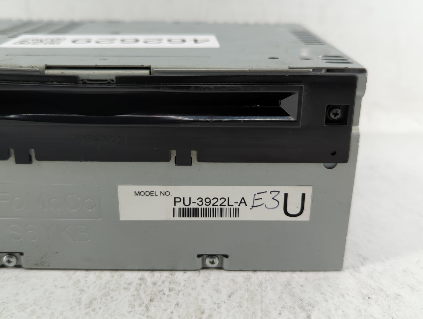 2016-2017 Ford Explorer Am Fm Cd Player Radio Receiver - Oemusedautoparts1.com