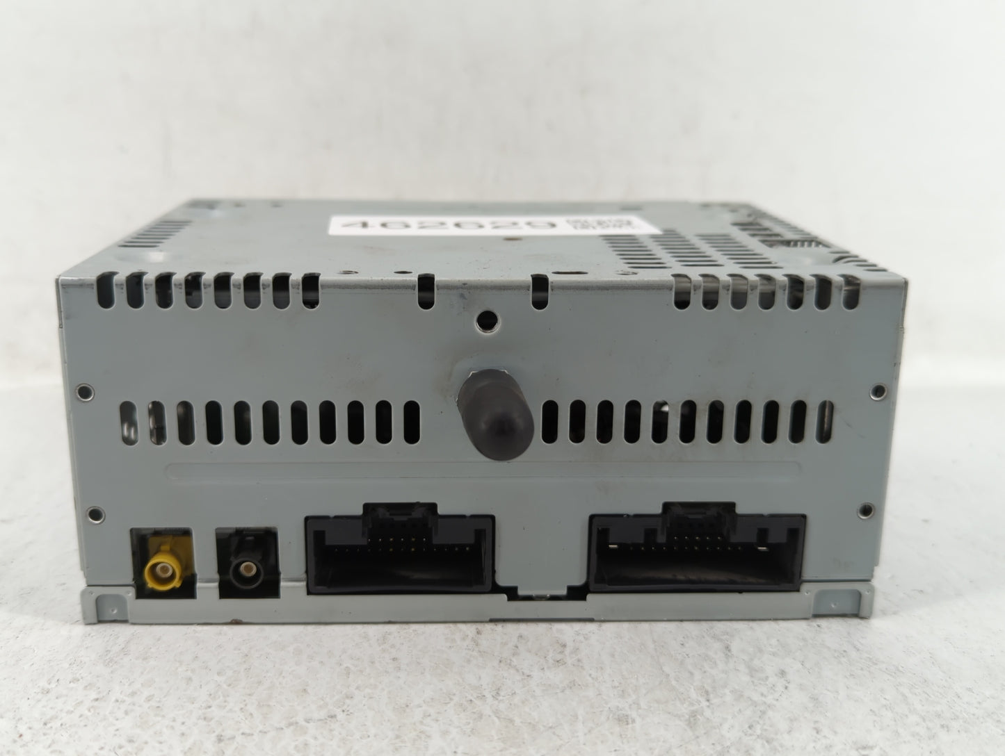 2016-2017 Ford Explorer Am Fm Cd Player Radio Receiver - Oemusedautoparts1.com
