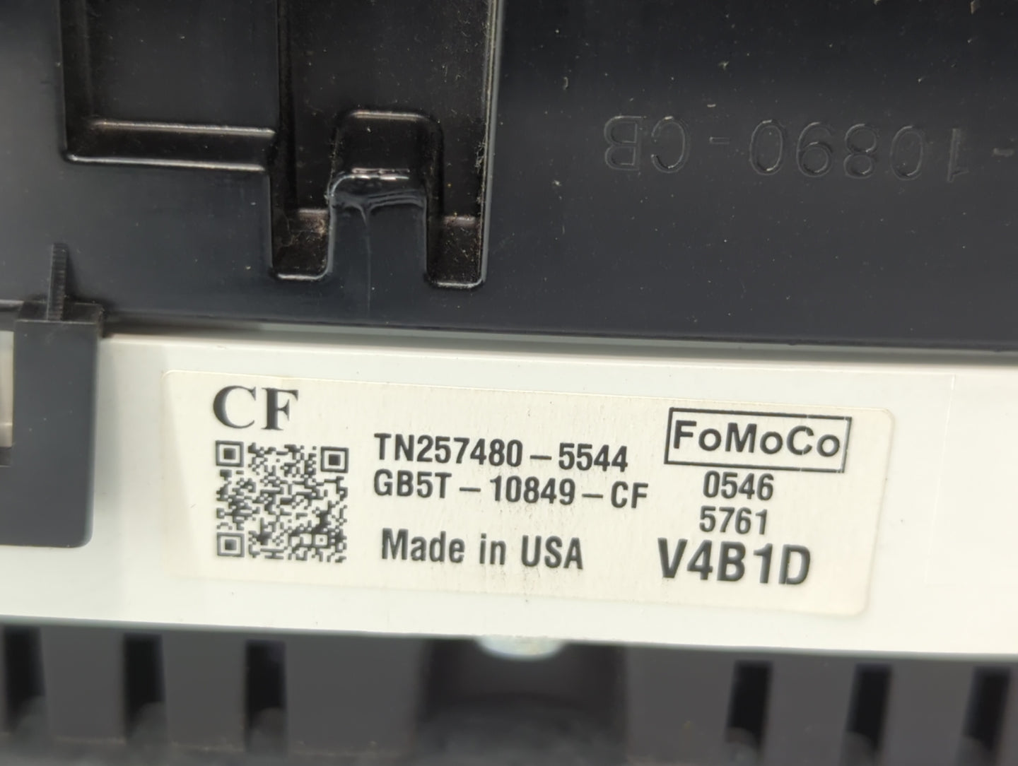 2016 Ford Explorer Instrument Cluster Speedometer Gauges P/N:GB5T-10849-CF GB5T-10849-CE Fits OEM Used Auto Parts - Oemuseda