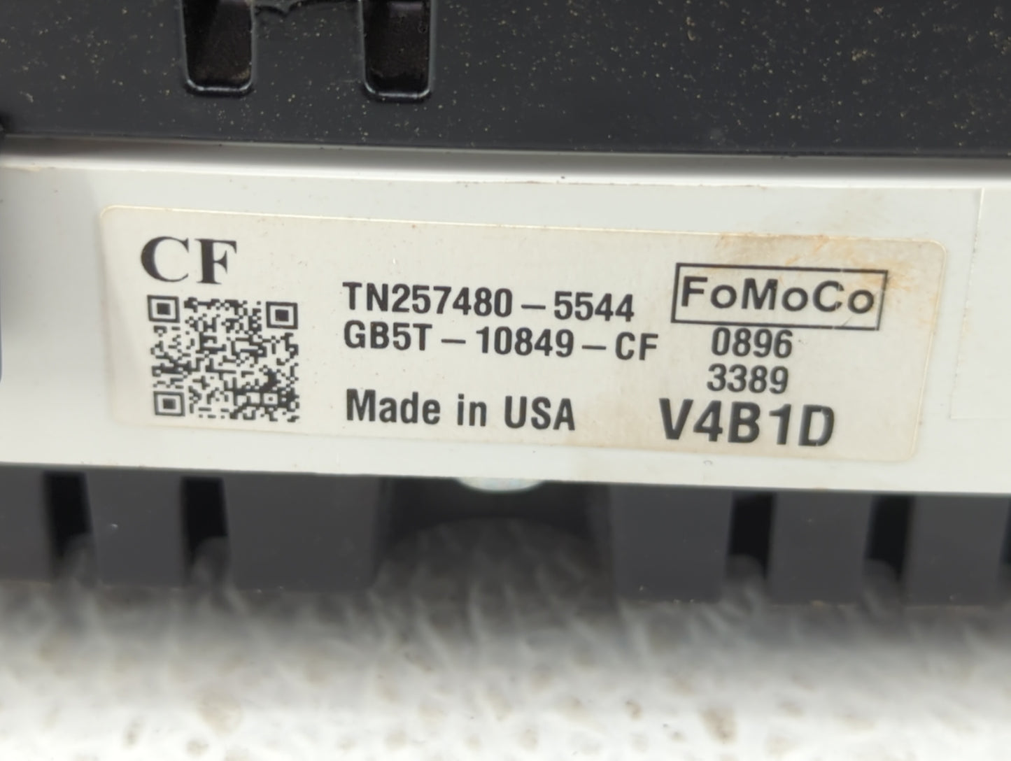 2016 Ford Explorer Instrument Cluster Speedometer Gauges P/N:GB5T-10849-CF GB5T-10849-CE Fits OEM Used Auto Parts - Oemuseda
