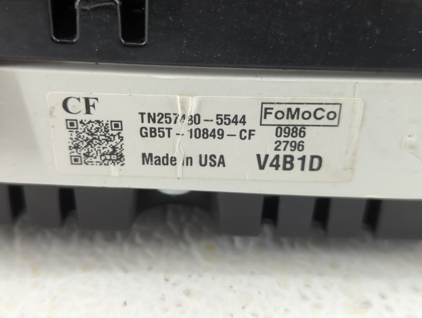 2016 Ford Explorer Instrument Cluster Speedometer Gauges P/N:GB5T-10849-CF GB5T-10849-CE Fits OEM Used Auto Parts - Oemuseda