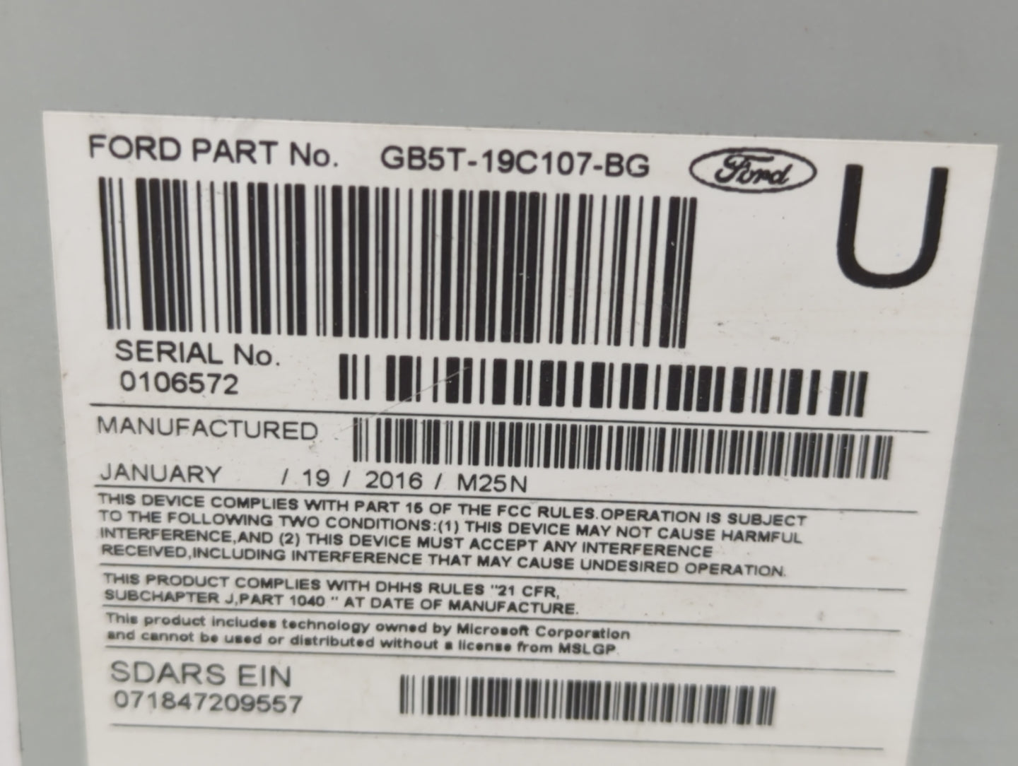 2016-2017 Ford Explorer Radio AM FM Cd Player Receiver Replacement P/N:GB5T-19C107-BG Fits Fits 2016 2017 OEM Used Auto Part
