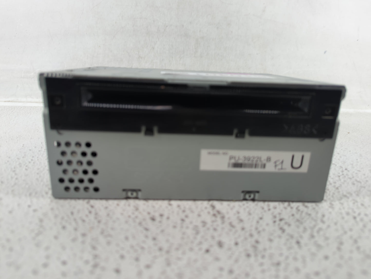 2016-2017 Ford Explorer Am Fm Cd Player Radio Receiver - Oemusedautoparts1.com