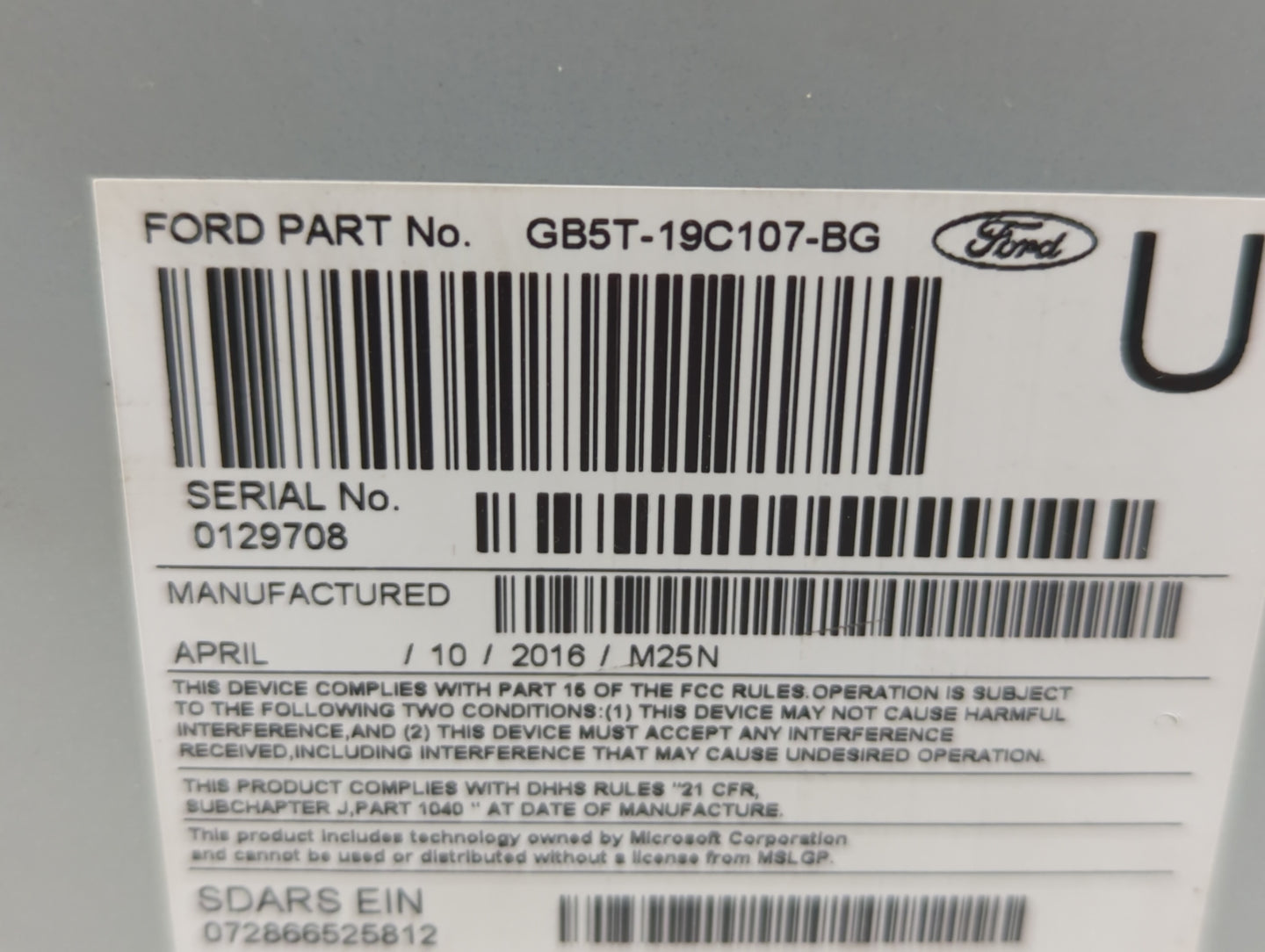 2016-2017 Ford Explorer Am Fm Cd Player Radio Receiver - Oemusedautoparts1.com
