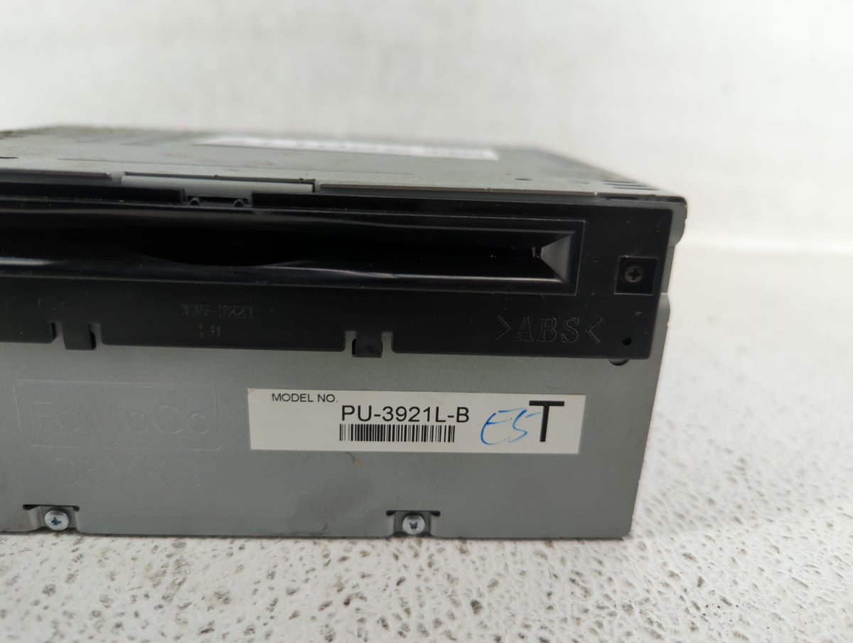2016-2017 Ford Explorer Am Fm Cd Player Radio Receiver 511022 - Oemusedautoparts1.com