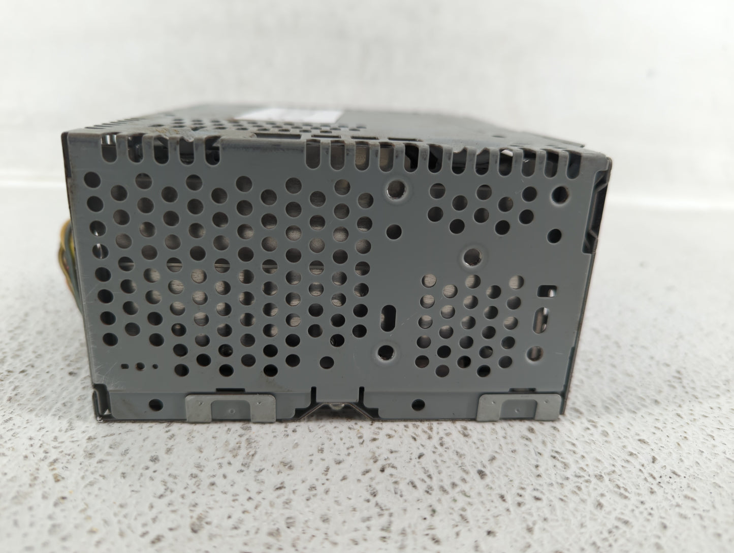 2016-2017 Ford Explorer Am Fm Cd Player Radio Receiver - Oemusedautoparts1.com