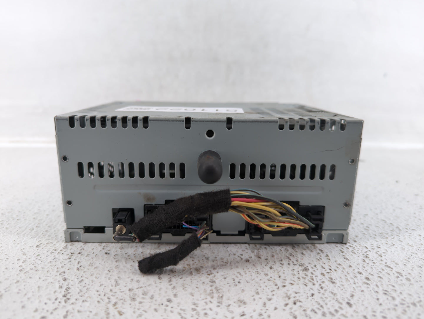 2016-2017 Ford Explorer Am Fm Cd Player Radio Receiver - Oemusedautoparts1.com