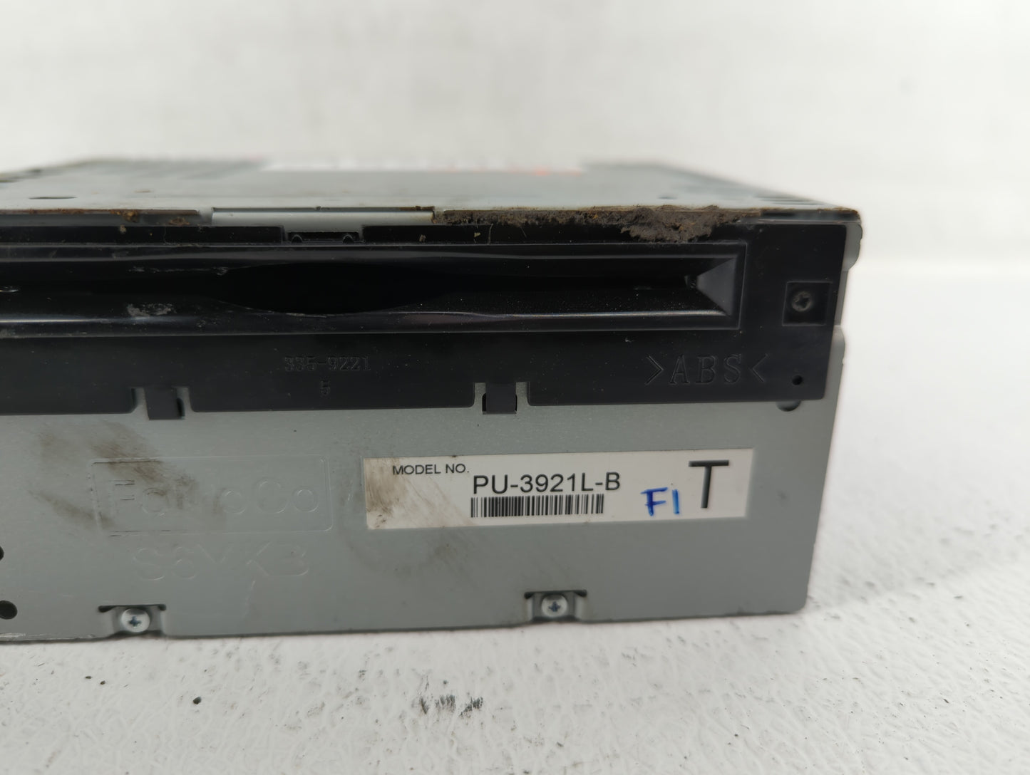 2016-2017 Ford Explorer Am Fm Cd Player Radio Receiver - Oemusedautoparts1.com