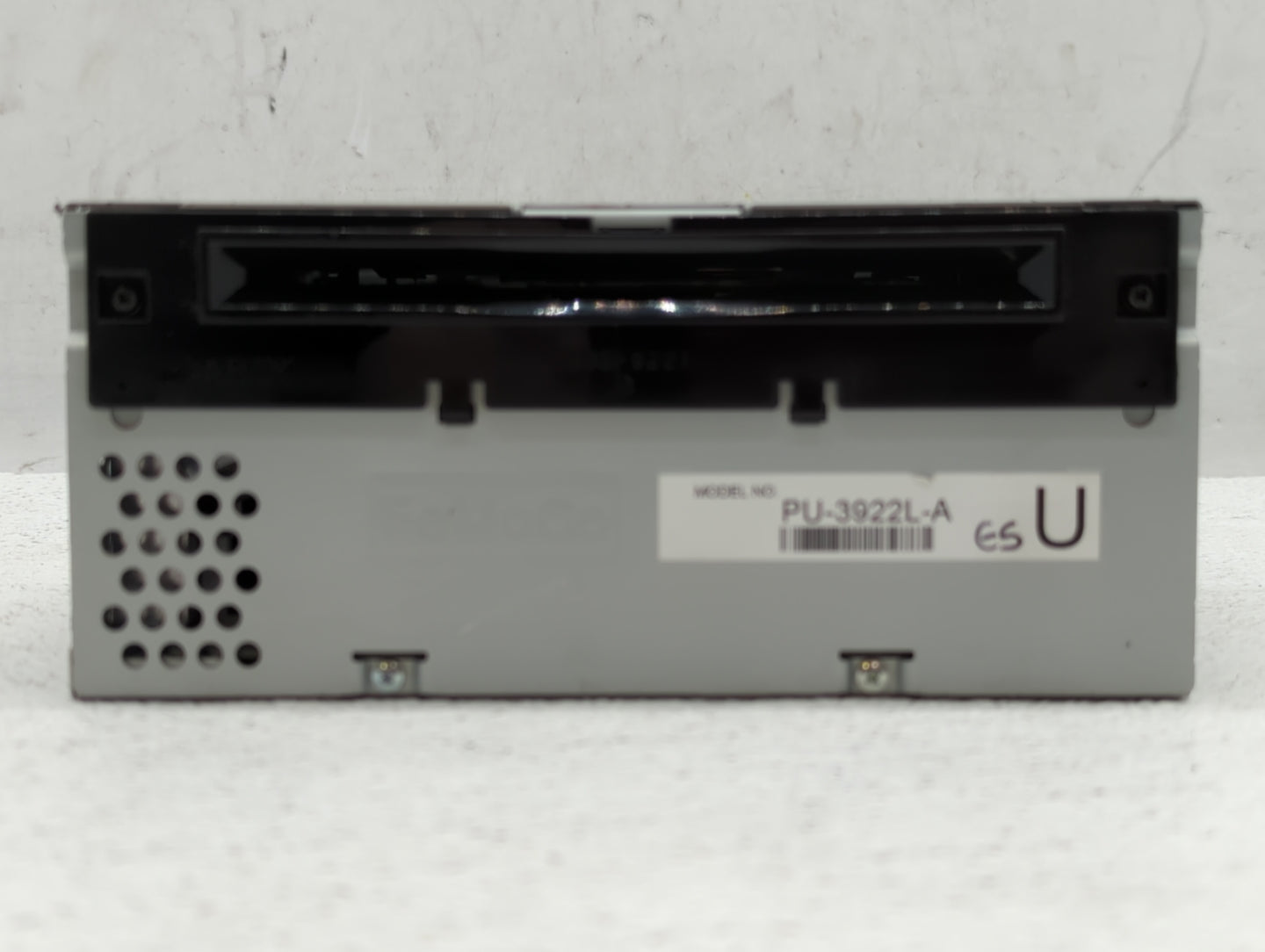 2016-2017 Ford Explorer Am Fm Cd Player Radio Receiver - Oemusedautoparts1.com