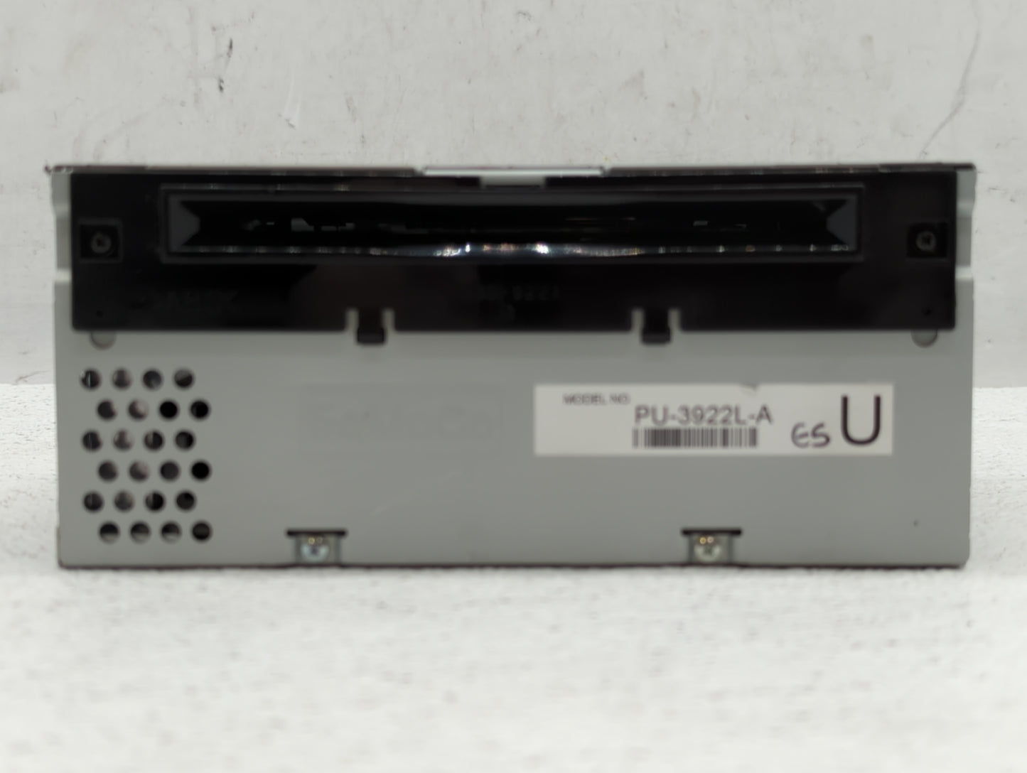 2016-2017 Ford Explorer Am Fm Cd Player Radio Receiver - Oemusedautoparts1.com