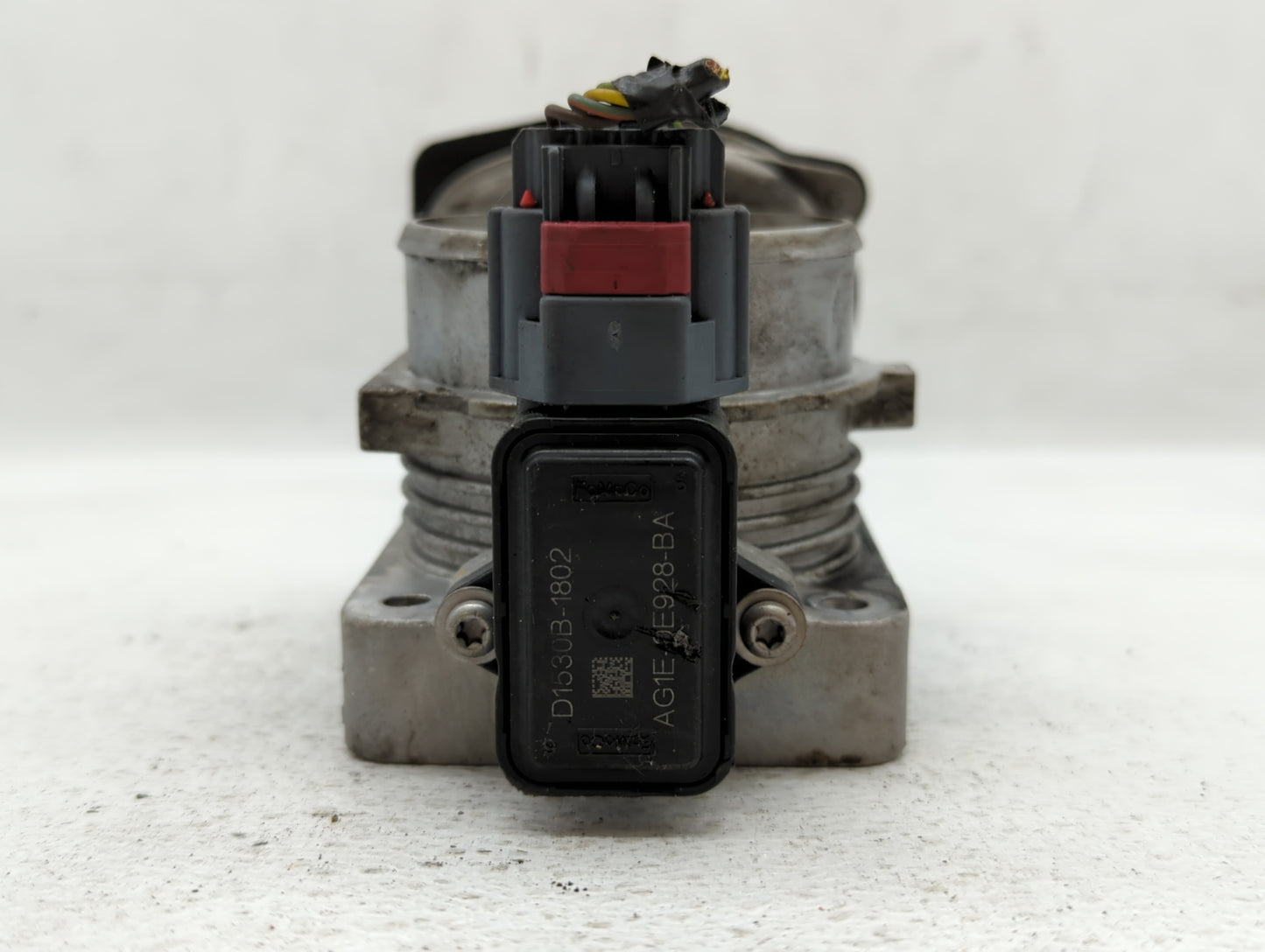 2013-2019 Ford Explorer Throttle Body P/N:AA5E-9F991-BB Fits Fits 2010 2011 2012 2013 2014 2015 2016 2017 2018 2019 OEM Used