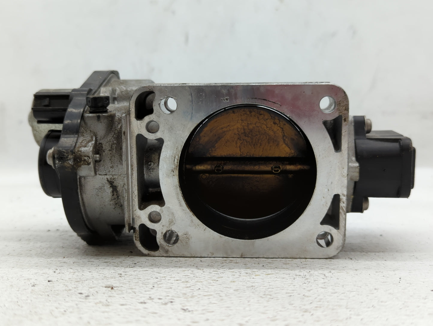 2013-2019 Ford Explorer Throttle Body P/N:AA5E-9F991-BB Fits Fits 2010 2011 2012 2013 2014 2015 2016 2017 2018 2019 OEM Used